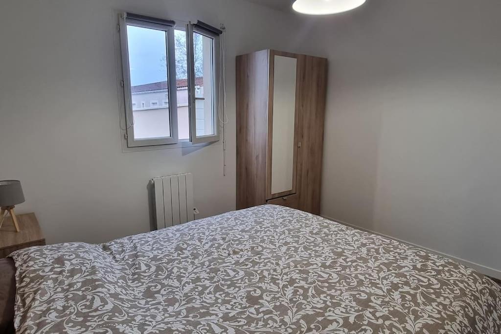 Belle Maison Climatisee Renovee Pac-Man Entre Collegues, Amis, Famille - Barbecue - Netflix - Prime - Baby Foot 50Cts Saint-Seurin-sur-l'Isle Exteriér fotografie