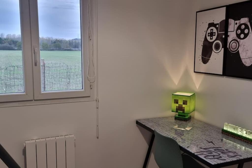 Belle Maison Climatisee Renovee Pac-Man Entre Collegues, Amis, Famille - Barbecue - Netflix - Prime - Baby Foot 50Cts Saint-Seurin-sur-l'Isle Exteriér fotografie