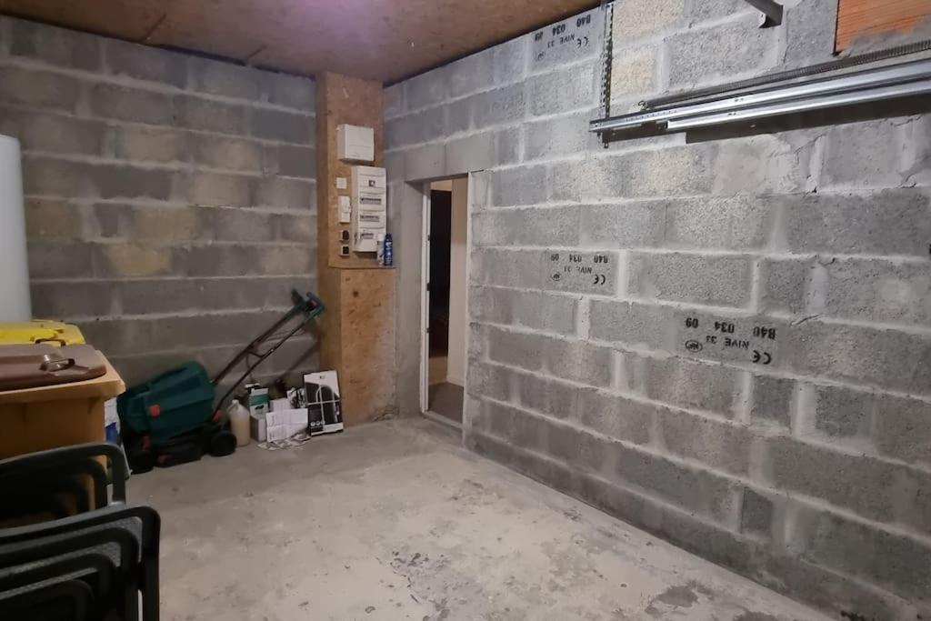 Belle Maison Climatisee Renovee Pac-Man Entre Collegues, Amis, Famille - Barbecue - Netflix - Prime - Baby Foot 50Cts Saint-Seurin-sur-l'Isle Exteriér fotografie