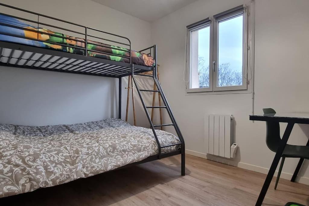 Belle Maison Climatisee Renovee Pac-Man Entre Collegues, Amis, Famille - Barbecue - Netflix - Prime - Baby Foot 50Cts Saint-Seurin-sur-l'Isle Exteriér fotografie